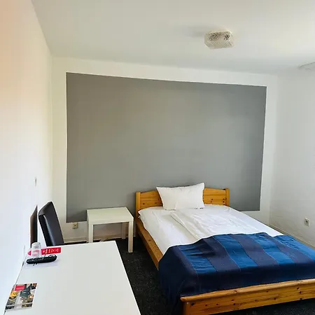 Badischer Hof 3* מאנהיים