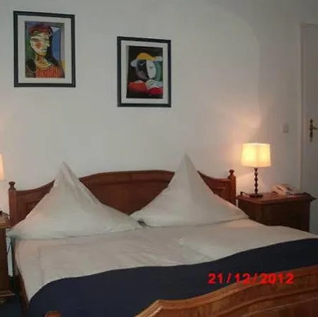 Badischer Hof 3* מאנהיים